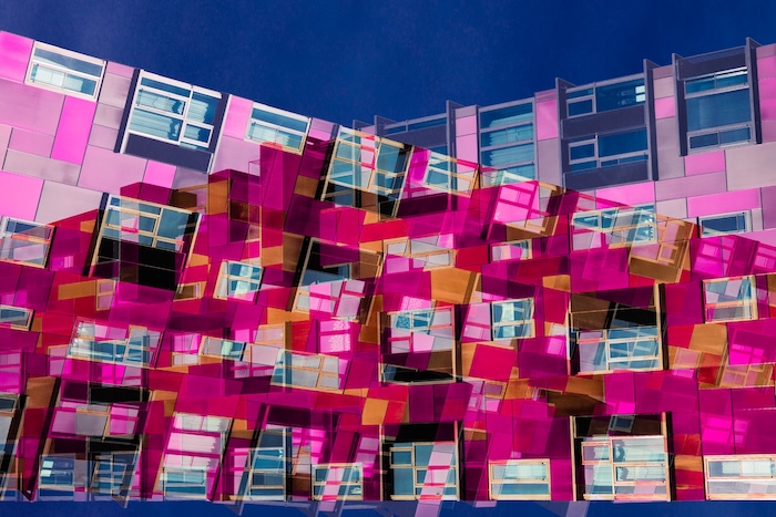 elbsommer FOTOWETTBEWERB 2026 Abstrakte Ansicht des Cinnamon Towers